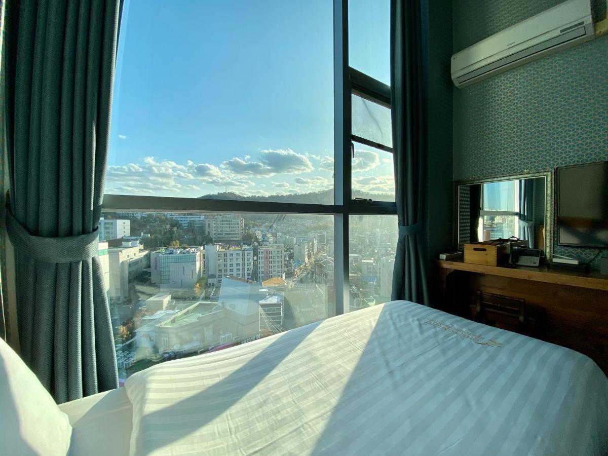 Double Room with Mountain View,995651617:JPEG