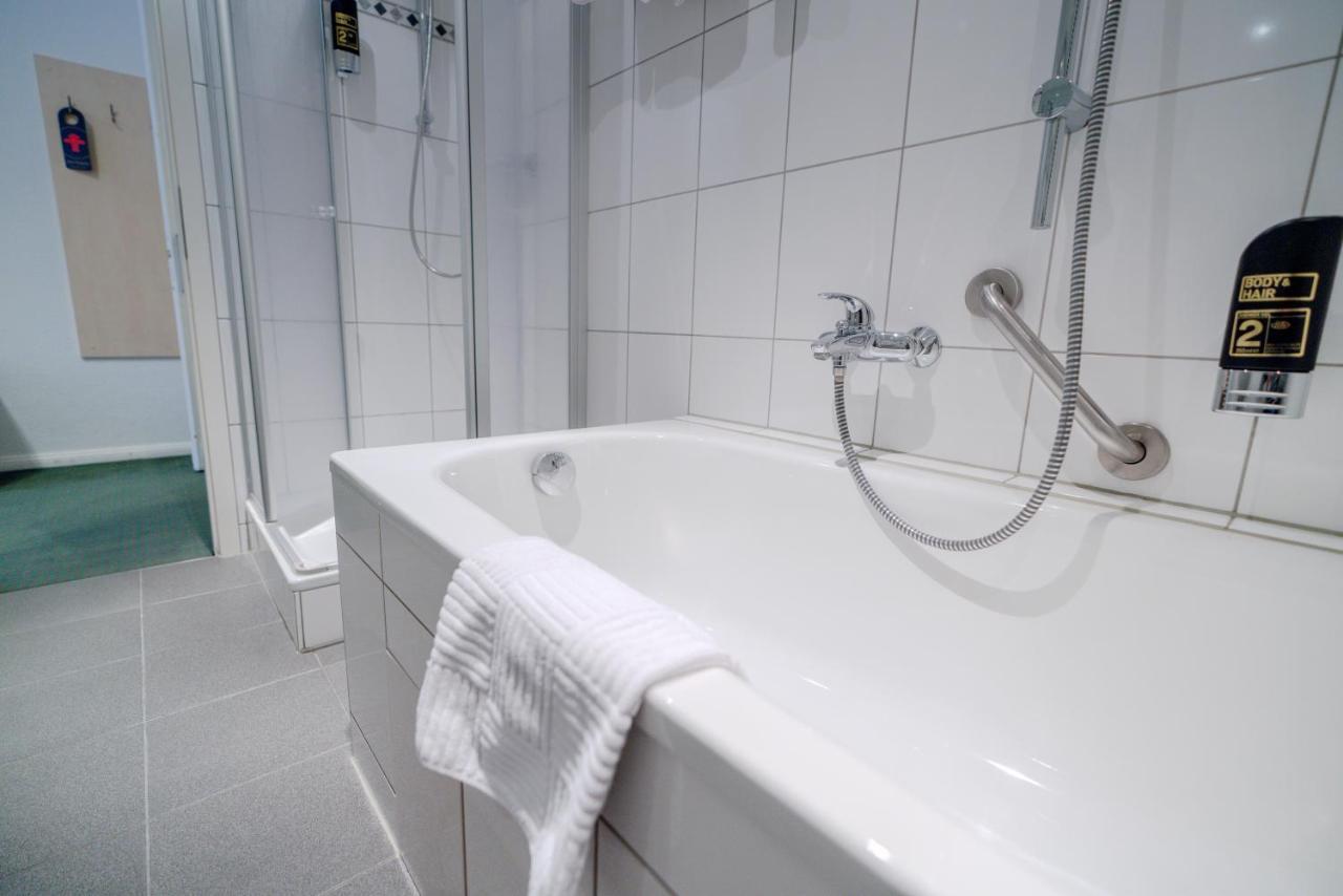 Double Room,1082643316:JPEG
