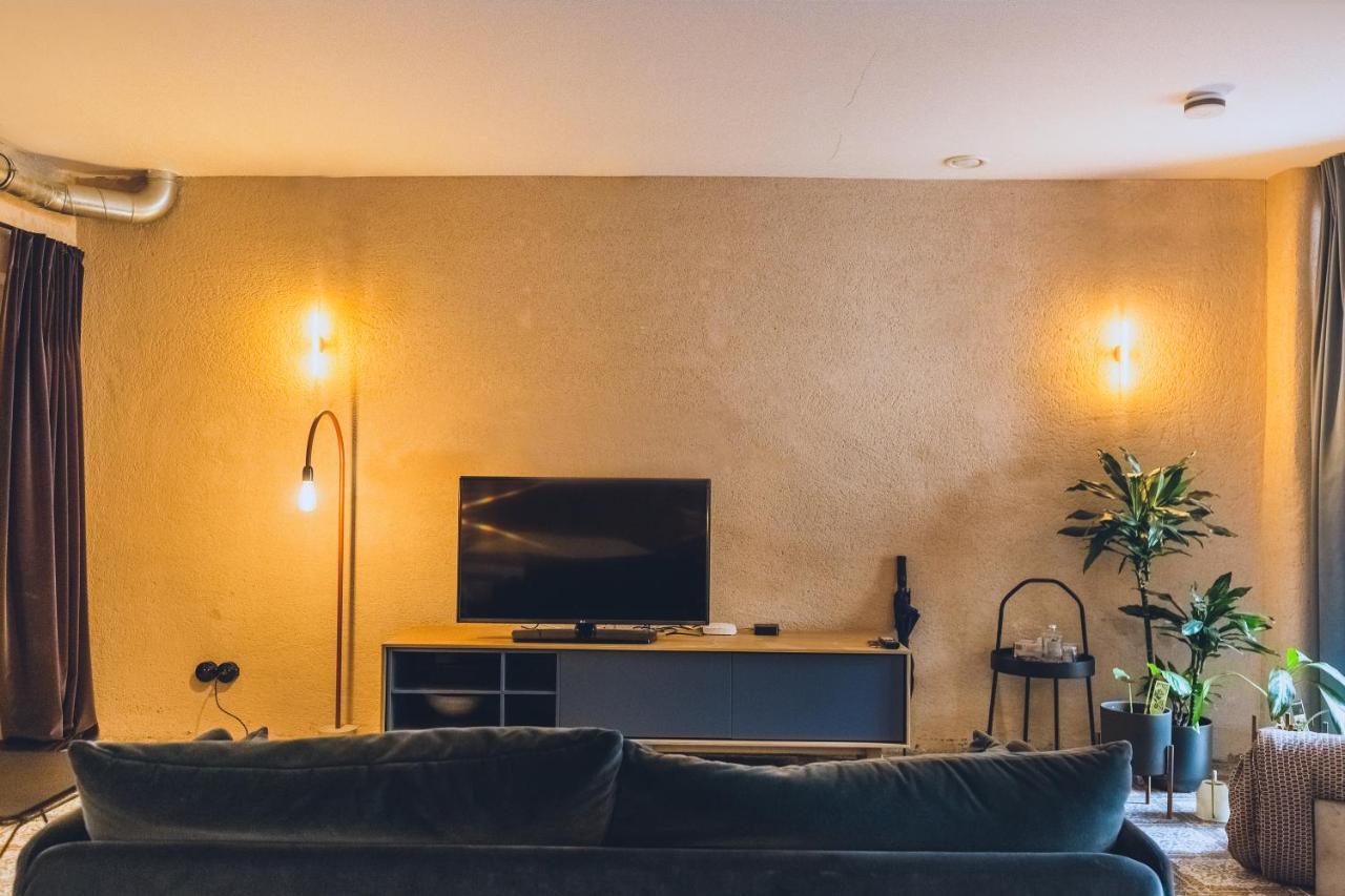 Apartment with Garden View,1076896378:JPEG