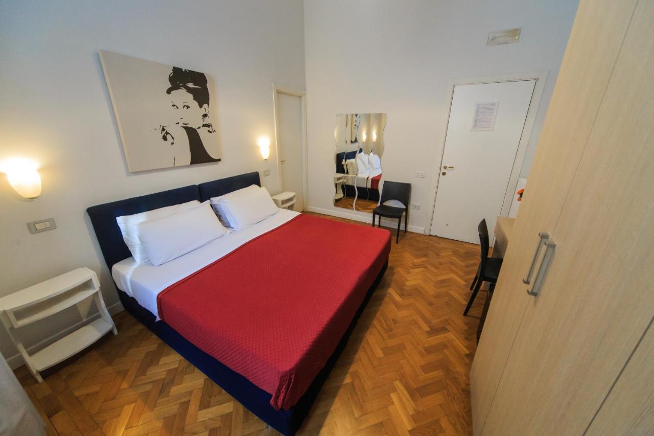 Standard Double or Twin Room,1083385855:JPEG