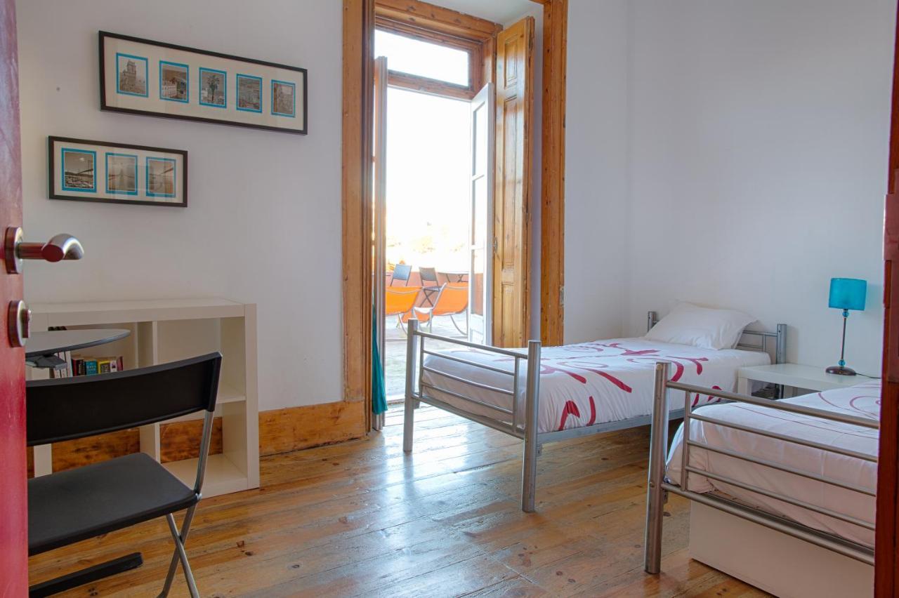 Twin Room,1580492839:JPEG