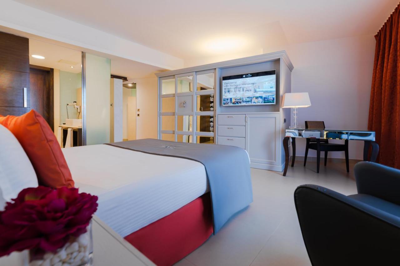 Deluxe Double or Twin Room,1085355127:JPEG