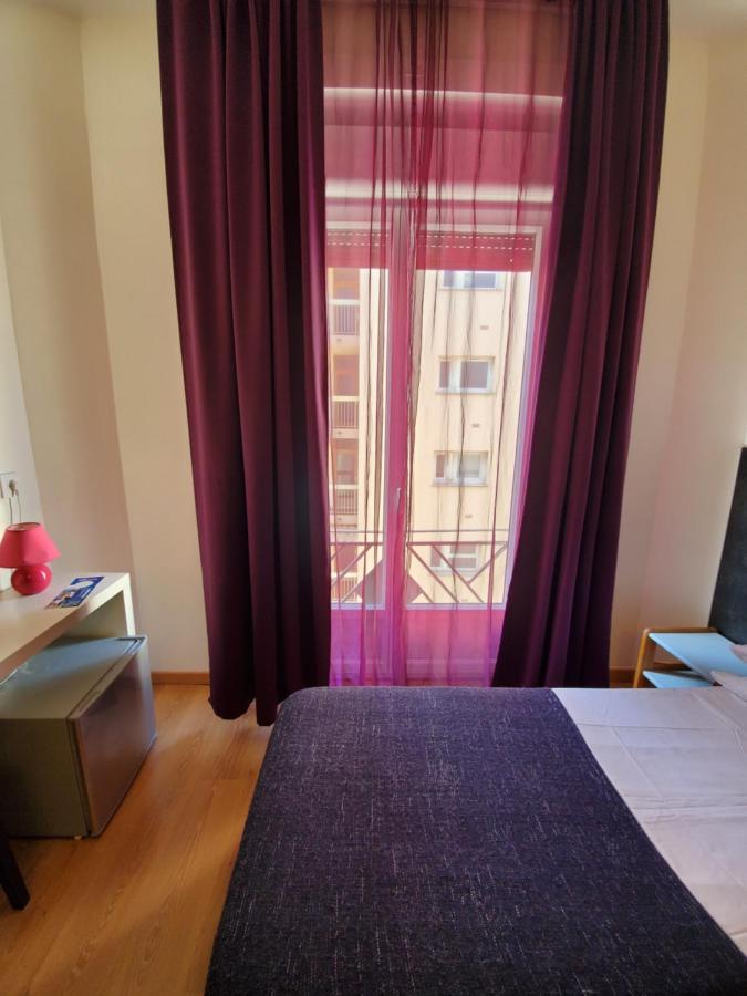 Large Double or Twin Room
