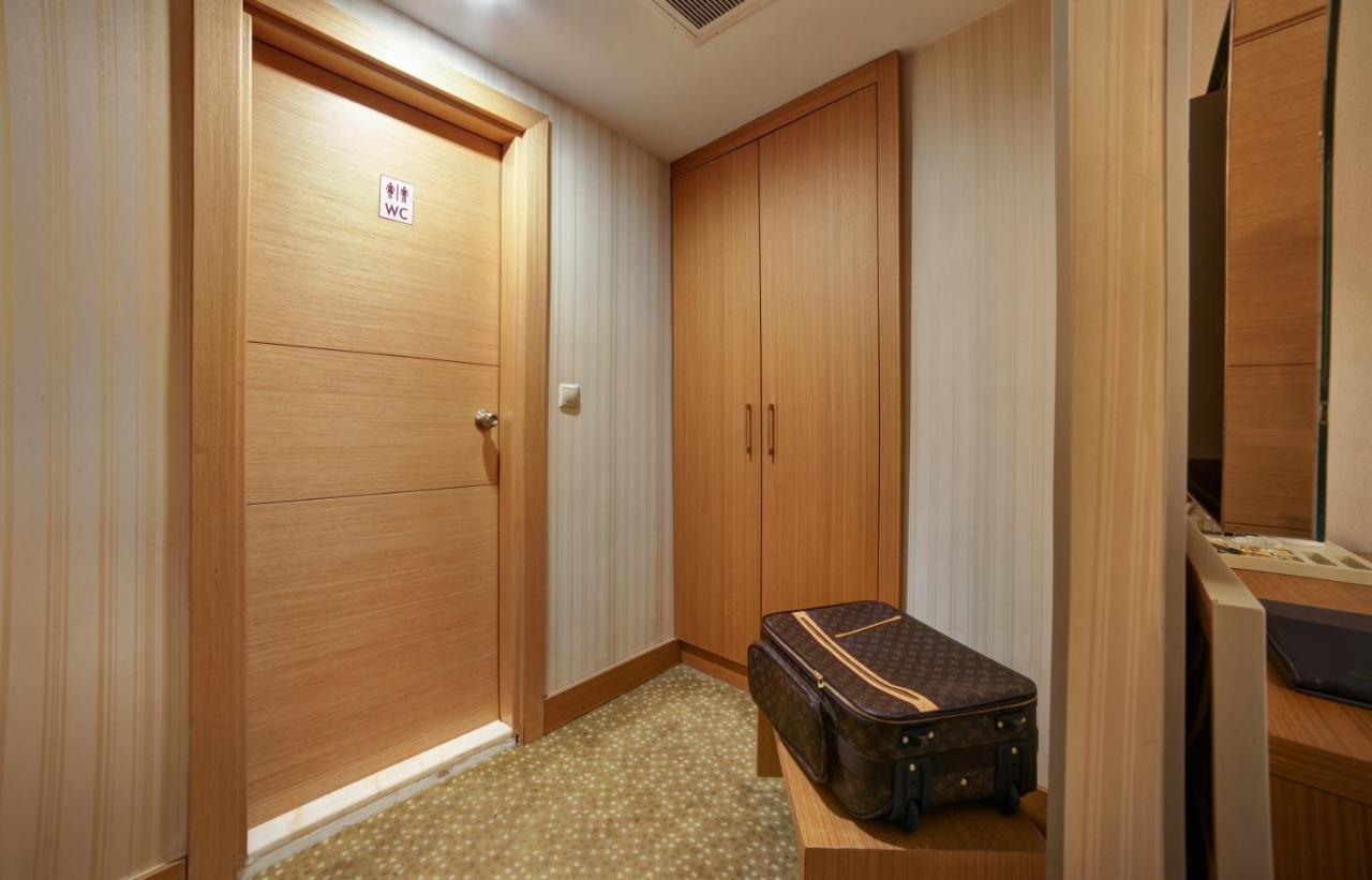 Economy Double or Twin Room