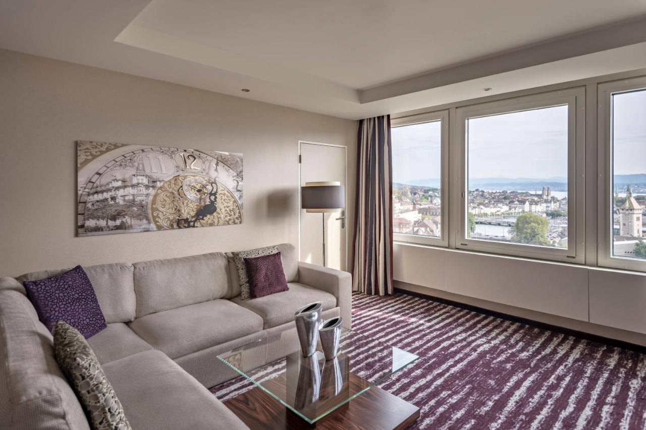 Club Suite with Club Lounge Access
