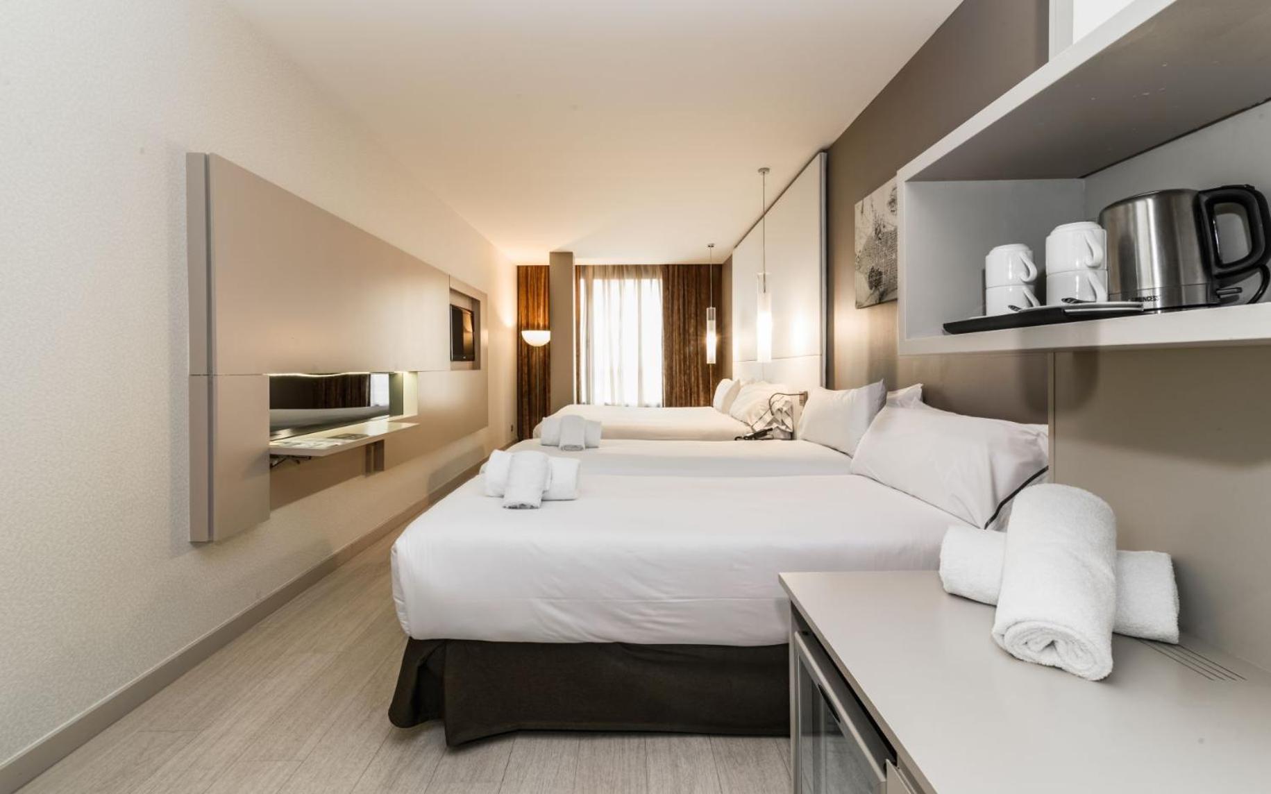 Quadruple Room,1207983538:JPEG