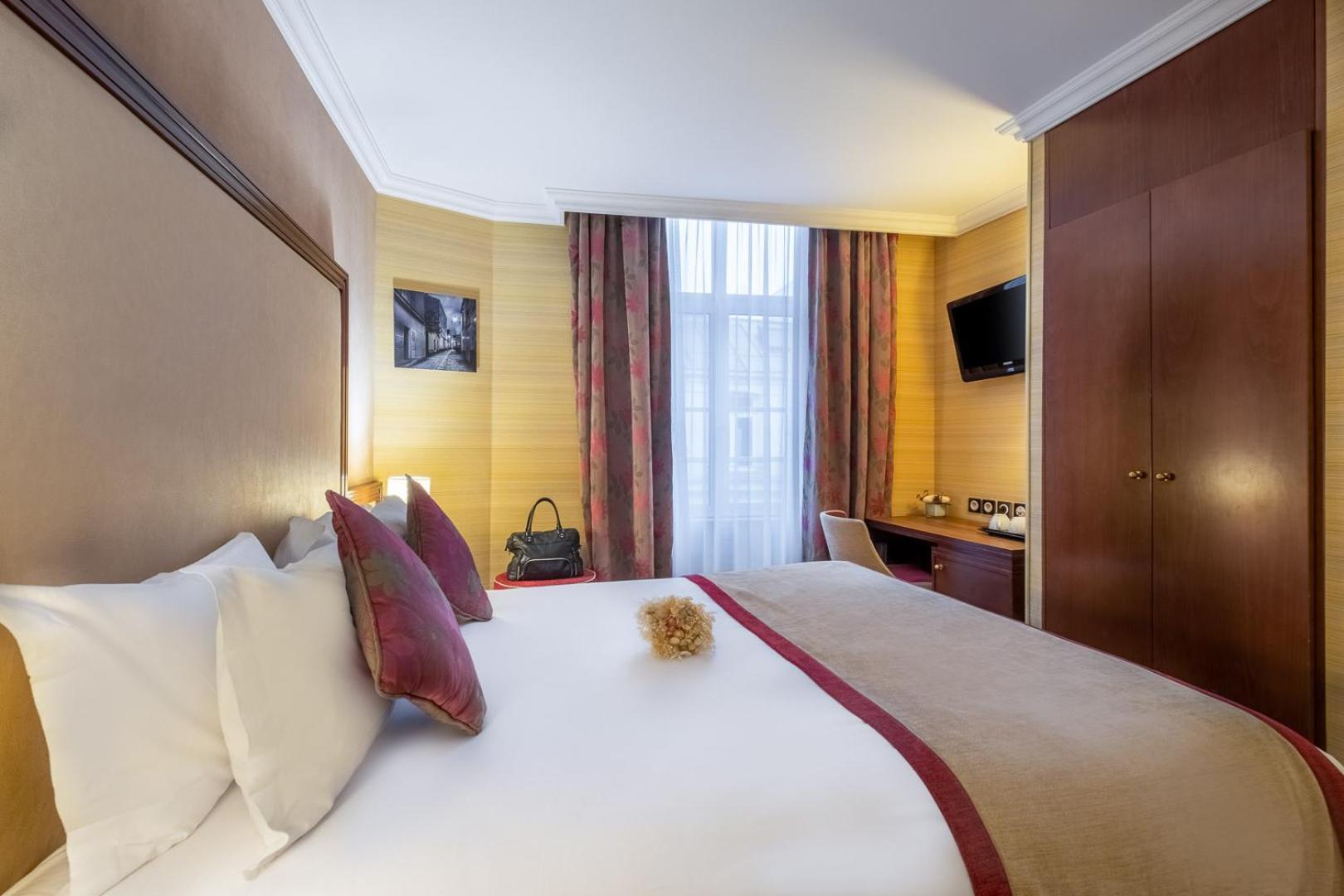 DELUXE Double Room – City View,1208696635:JPEG
