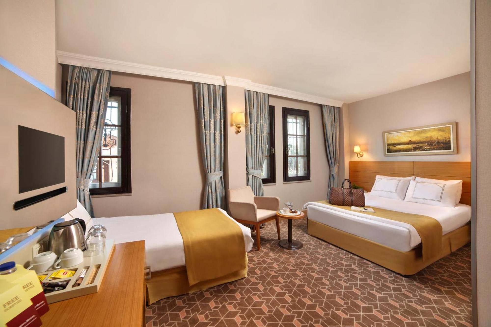 Triple Room