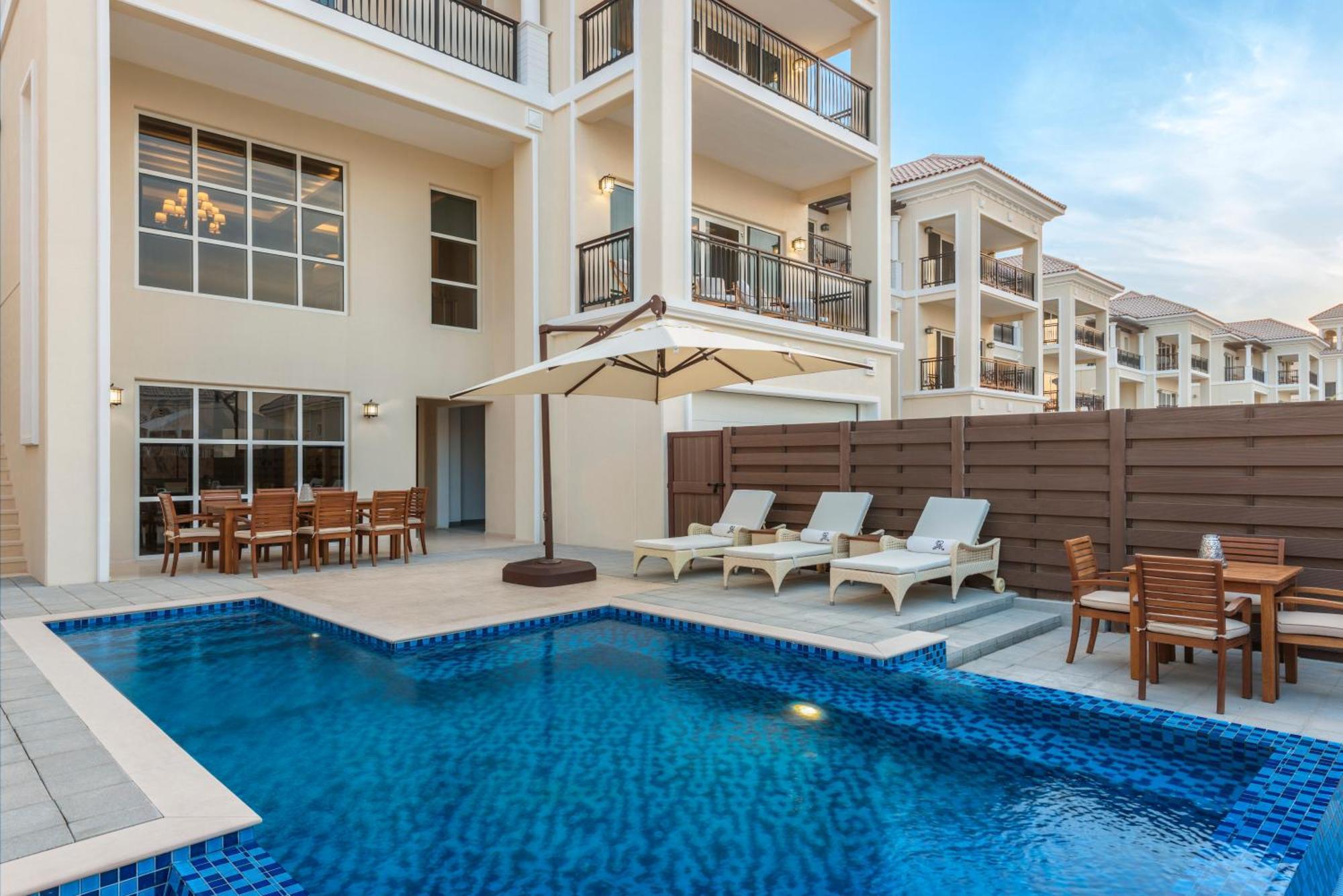 Four-Bedroom Villa Private Pool