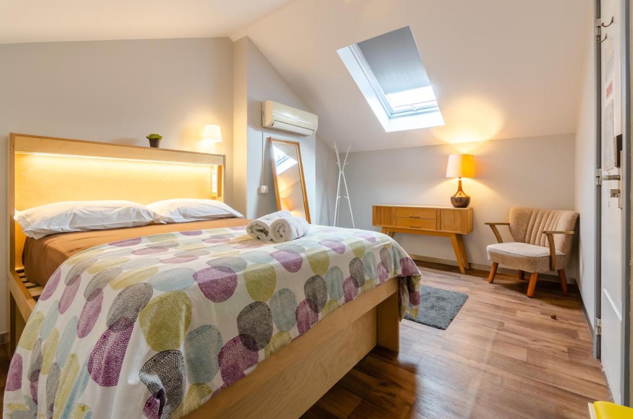 Double Room with Shared Bathroom,175144092:JPEG