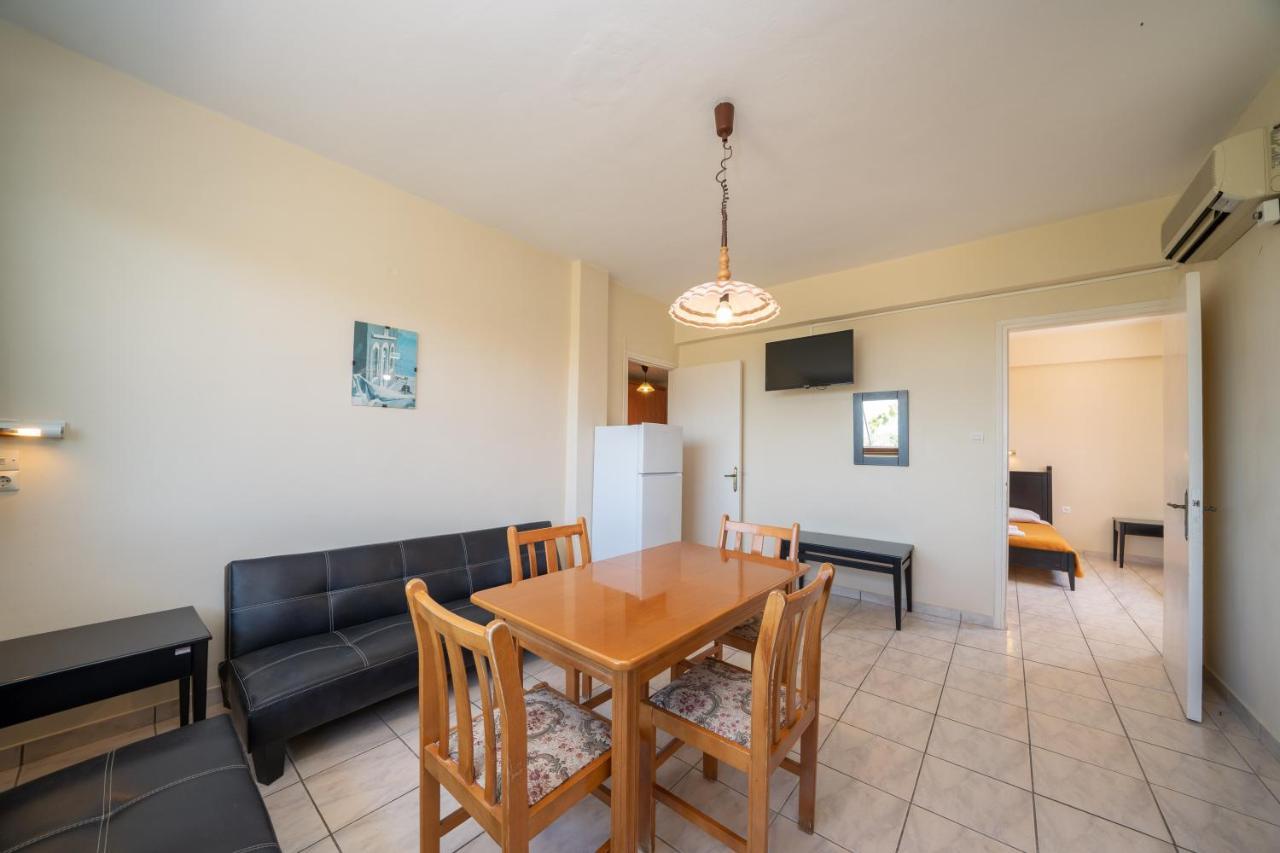 Two-Bedroom Apartment,1248281737:JPEG