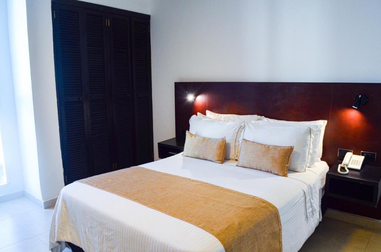 Budget Double Room,1264121596:JPEG