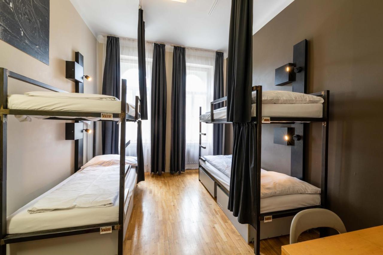Quadruple Room with Shared Bathroom,1209832228:JPEG