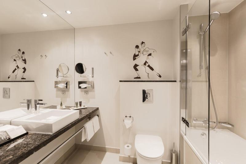 Suite Premium - Accès au Salon Inclus