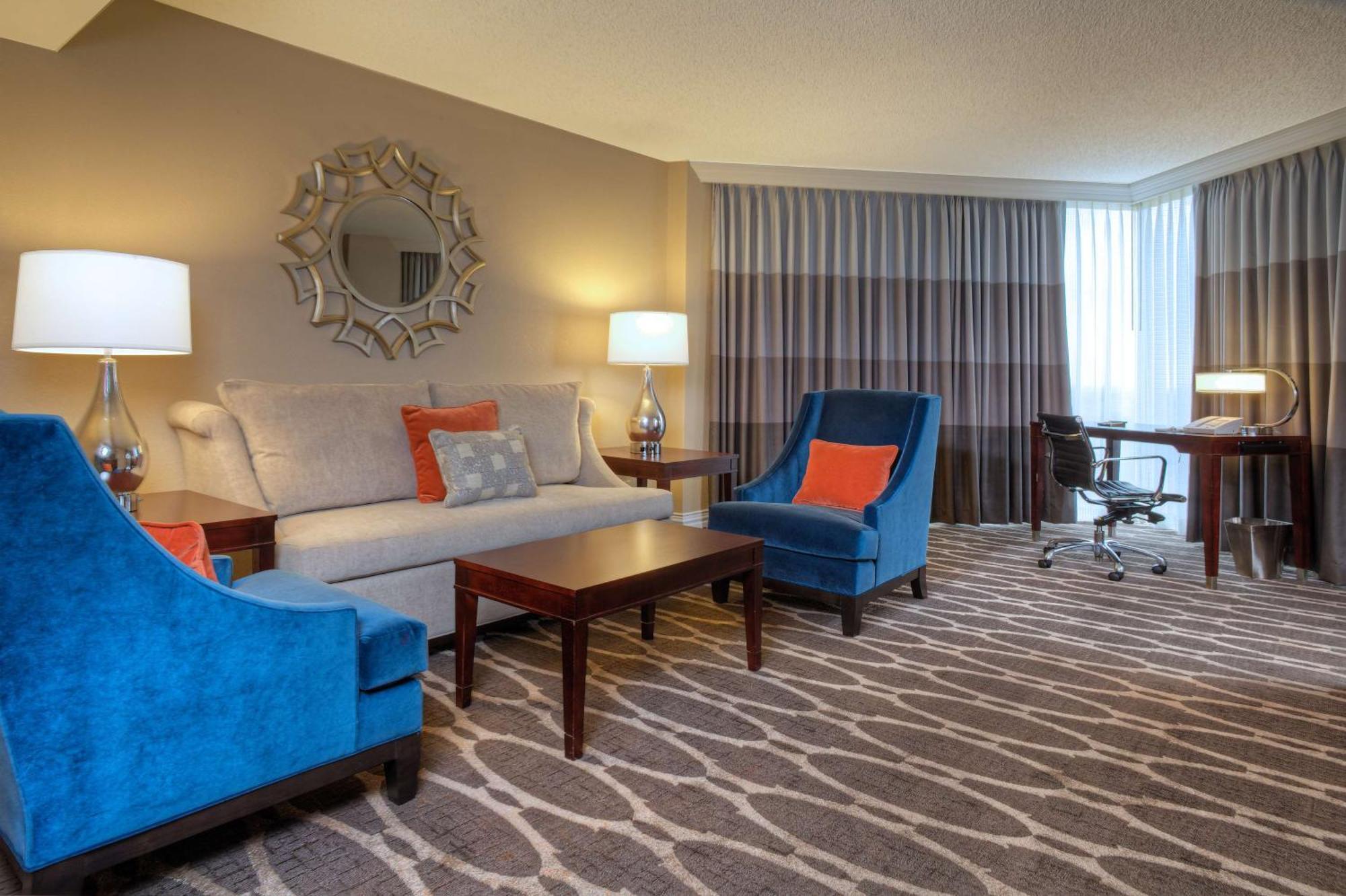 One-Bedroom King Suite