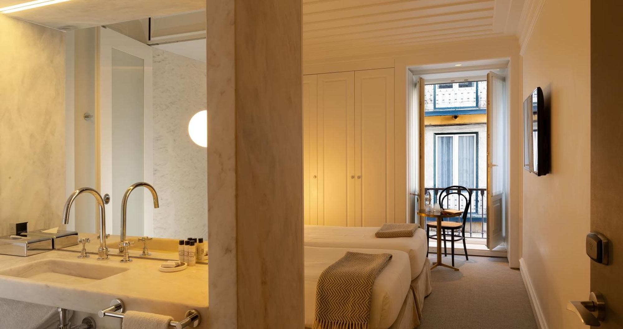 Communicating Rooms,1279548196:JPEG