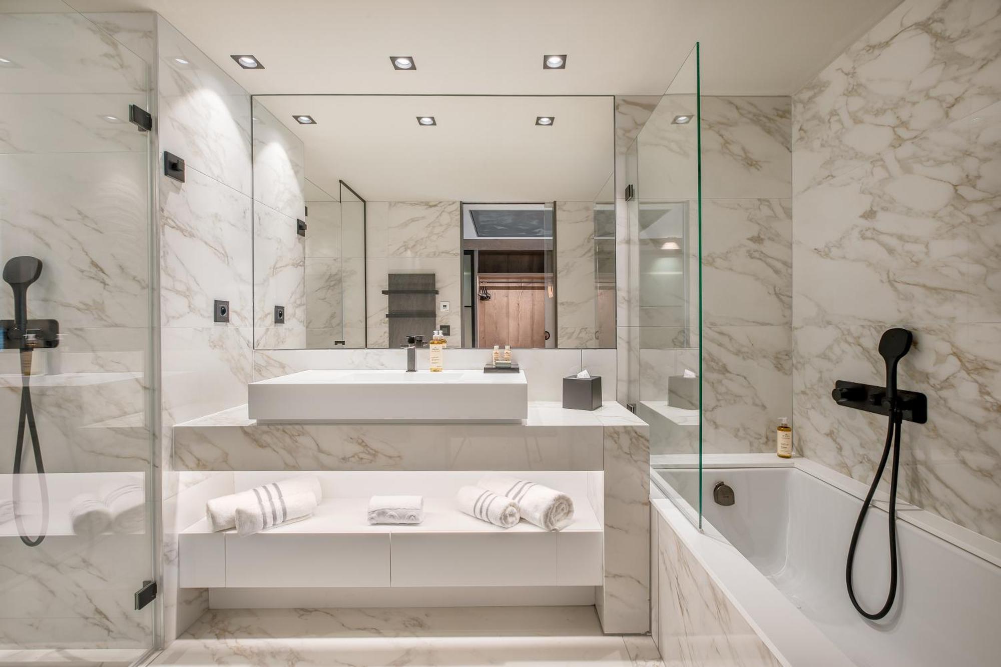 Deluxe Suite met Balkon en Gratis Toegang tot de Spa