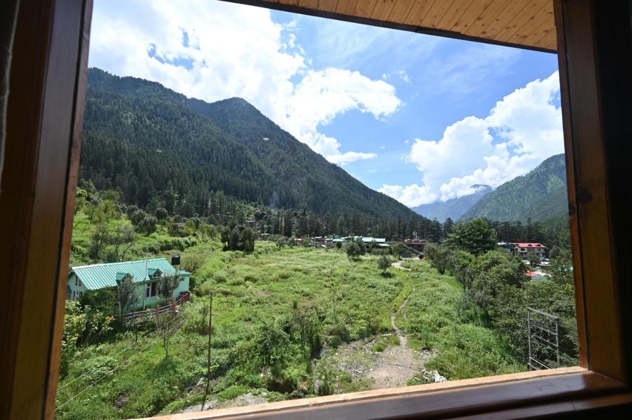 Double Room Mountain View
