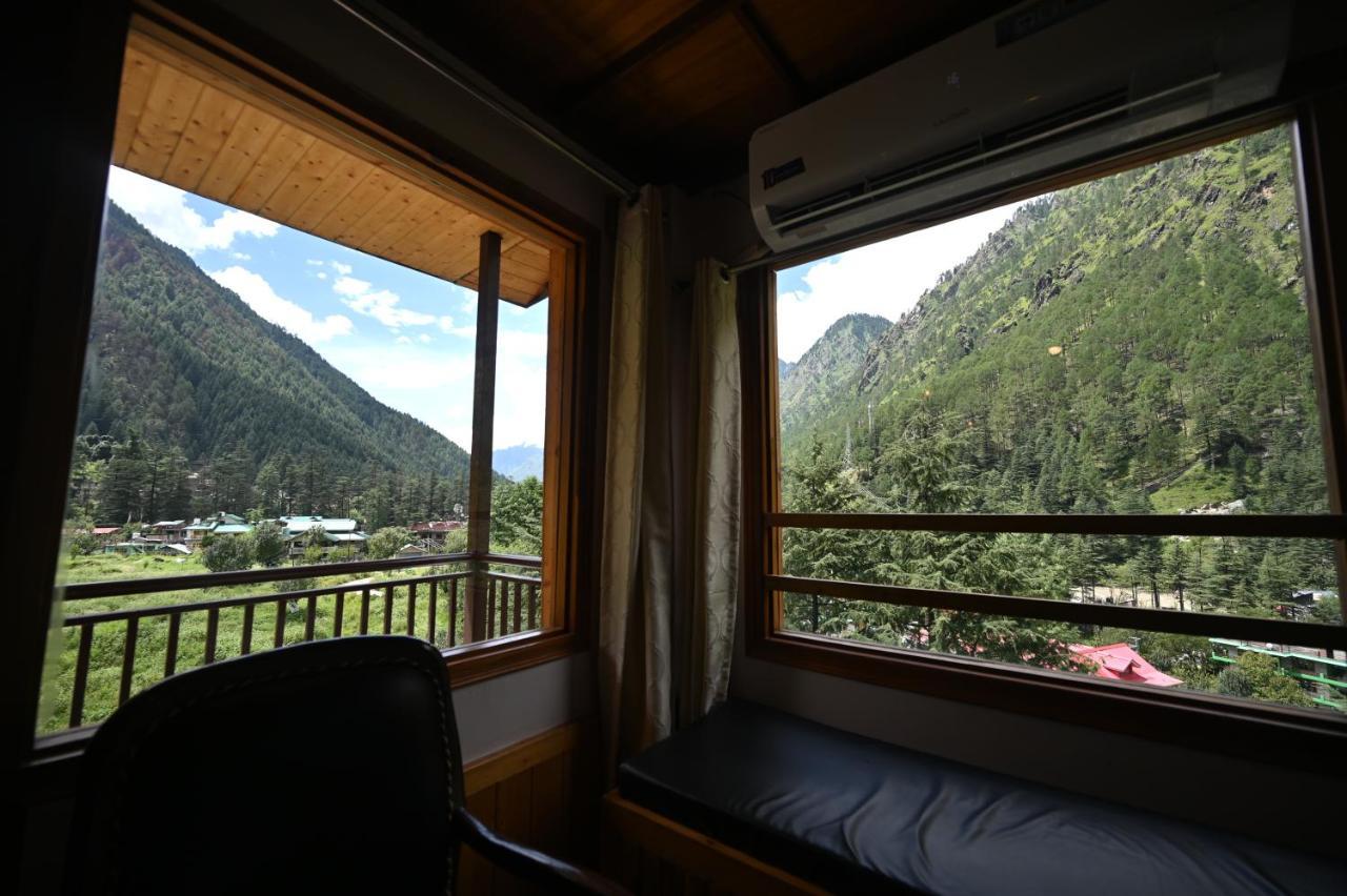 Family Room Mountain View