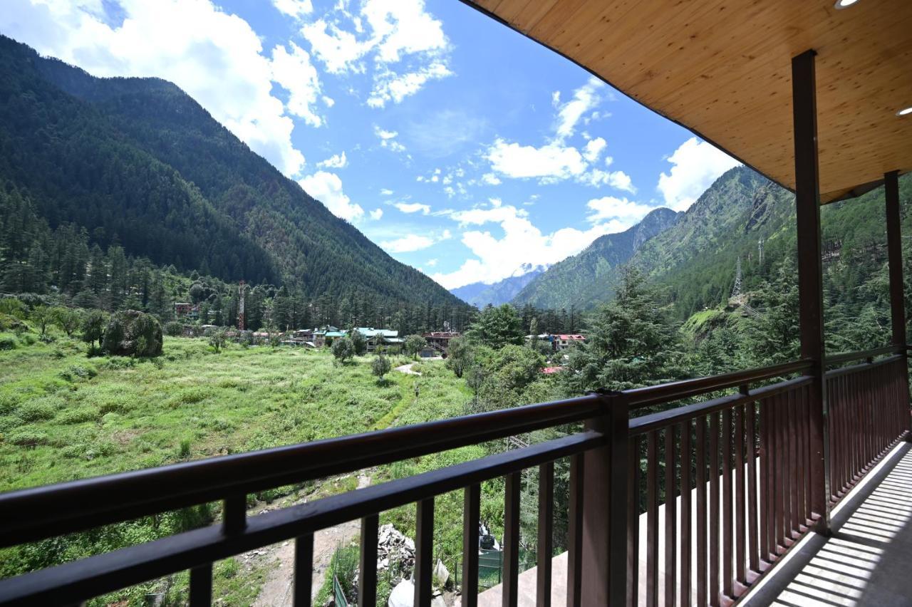 Family Room Mountain View