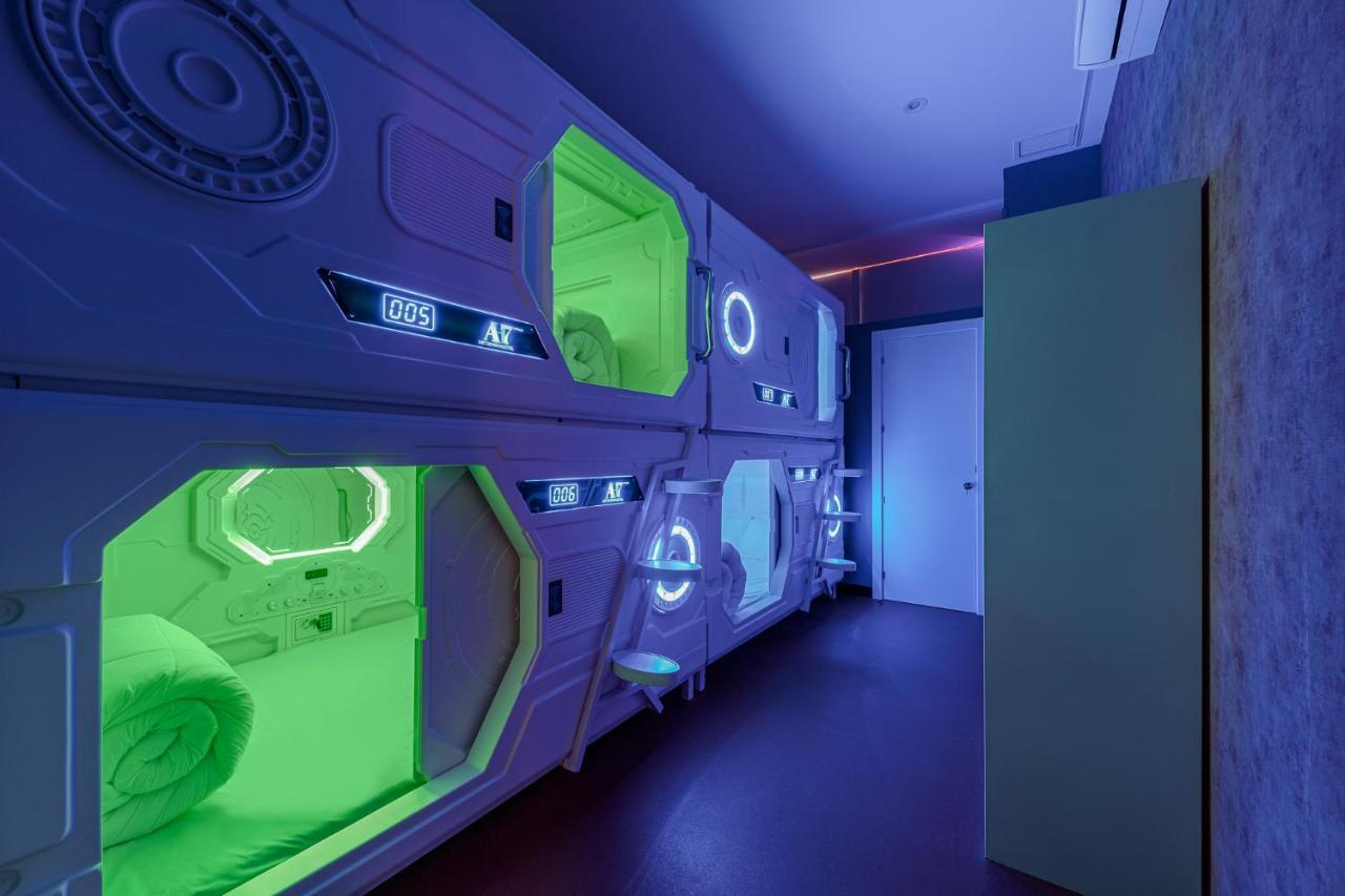 Private capsule room four doubles,1298073397:JPEG