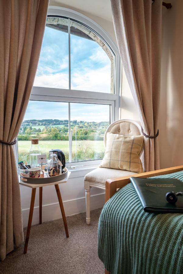 Small Single Room,1322656753:JPEG