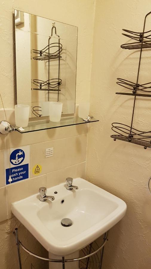 Triple Room,1349256524:JPEG