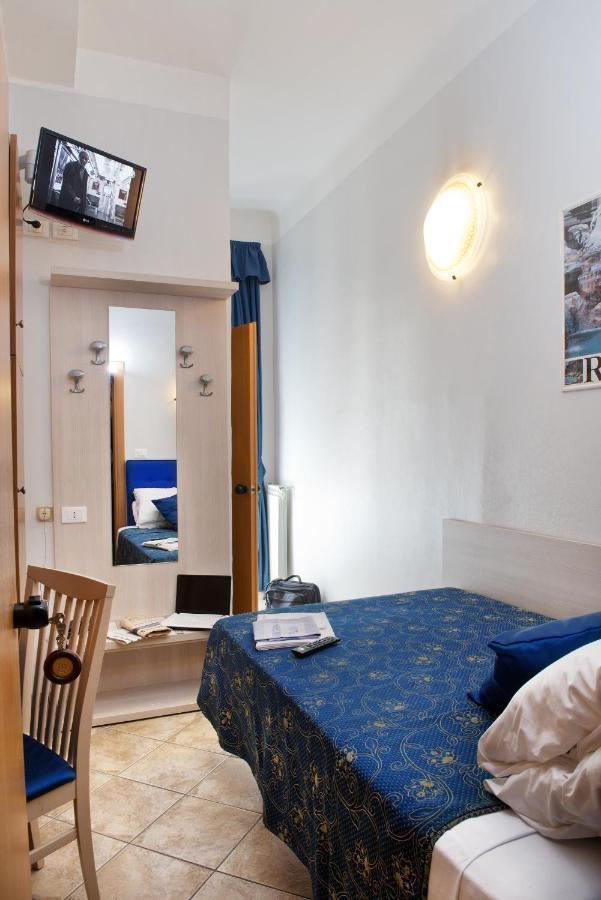 Single Room,43512055:JPEG
