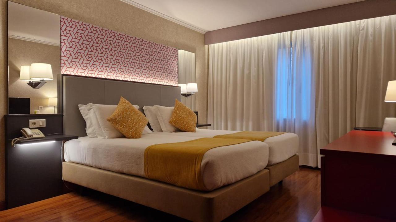 Twin Room,1274362396:JPEG