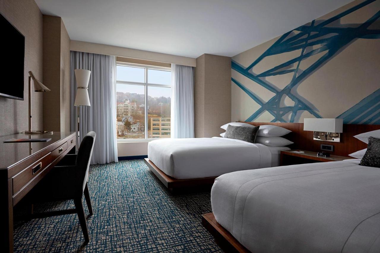 Queen Room Two Queen Beds