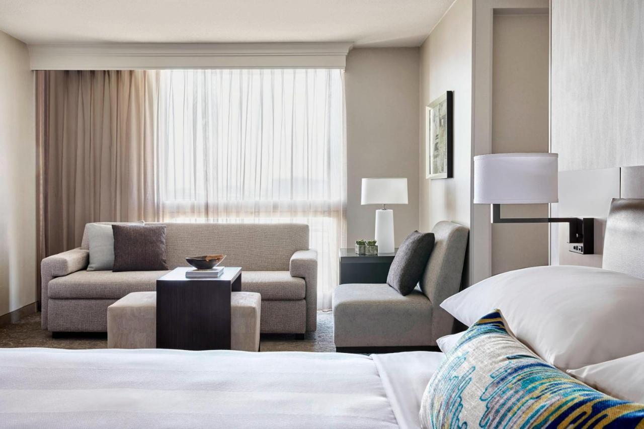Larger Guest room, 1 King, Sofa bed, Corner room,970804765:JPEG