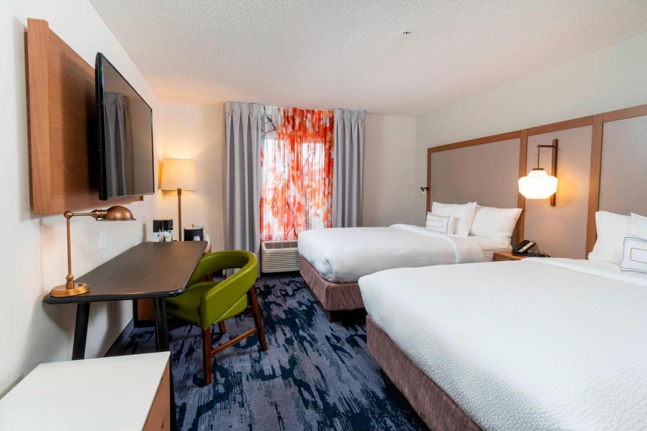 Queen Room with Two Queen Beds,1710277617:JPEG