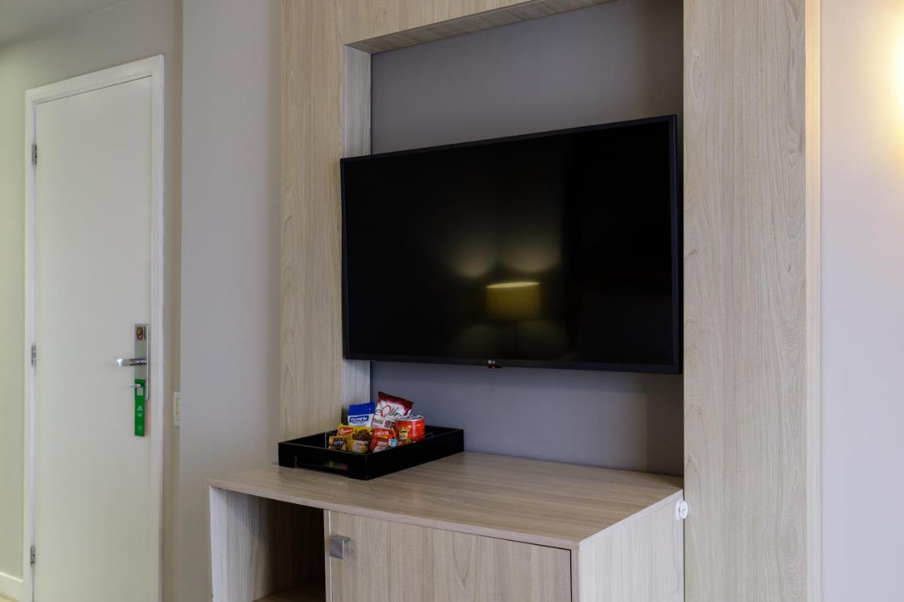 Luxury Twin Room,1421114067:JPEG
