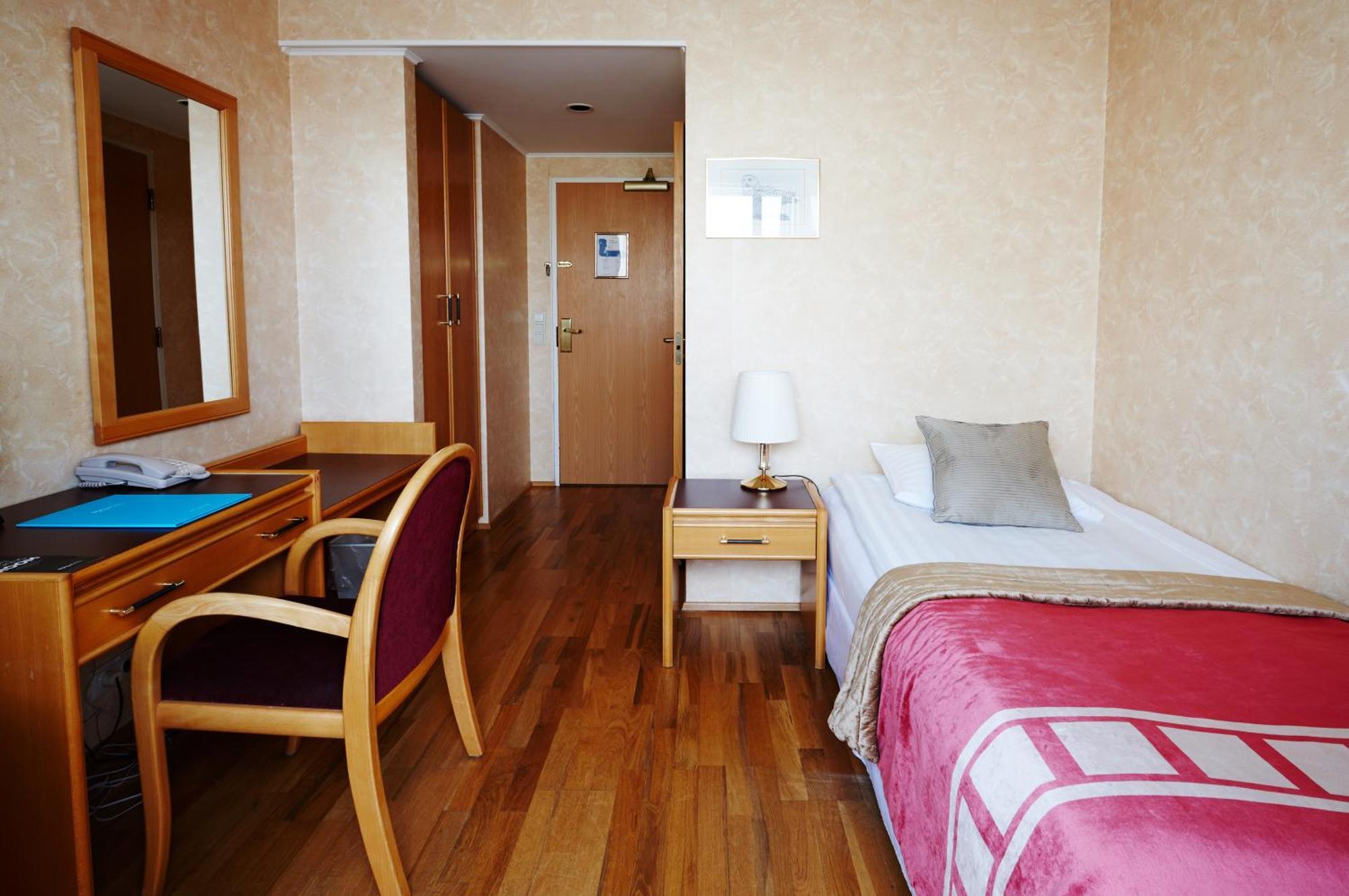 Single Room,1580269977:JPEG