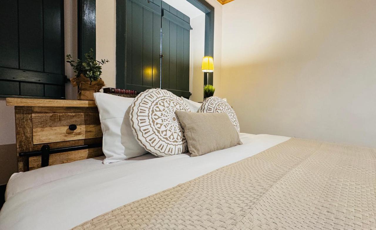 Quarto Deluxe com Cama de Casal ou 2 de Solteiro