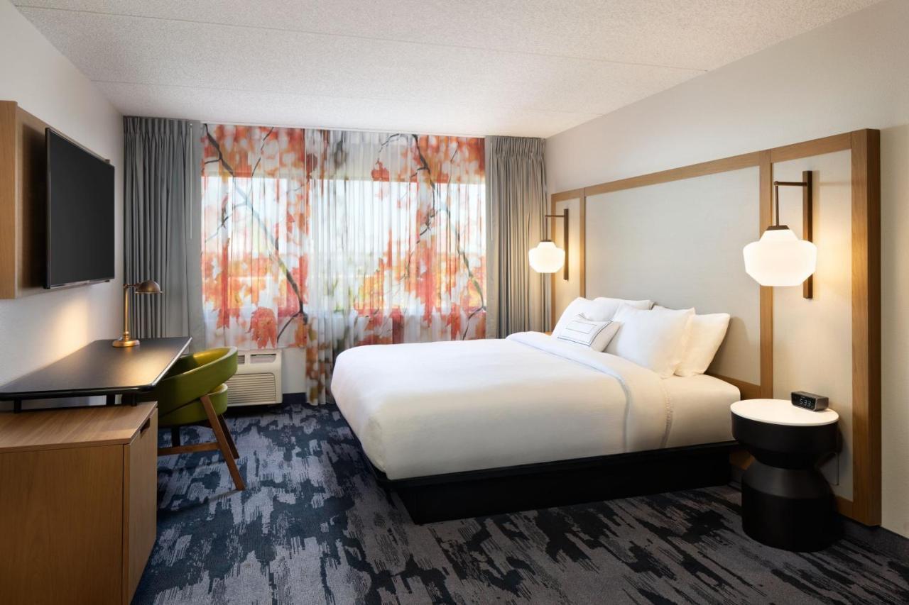 King Suite with Sofa Bed
