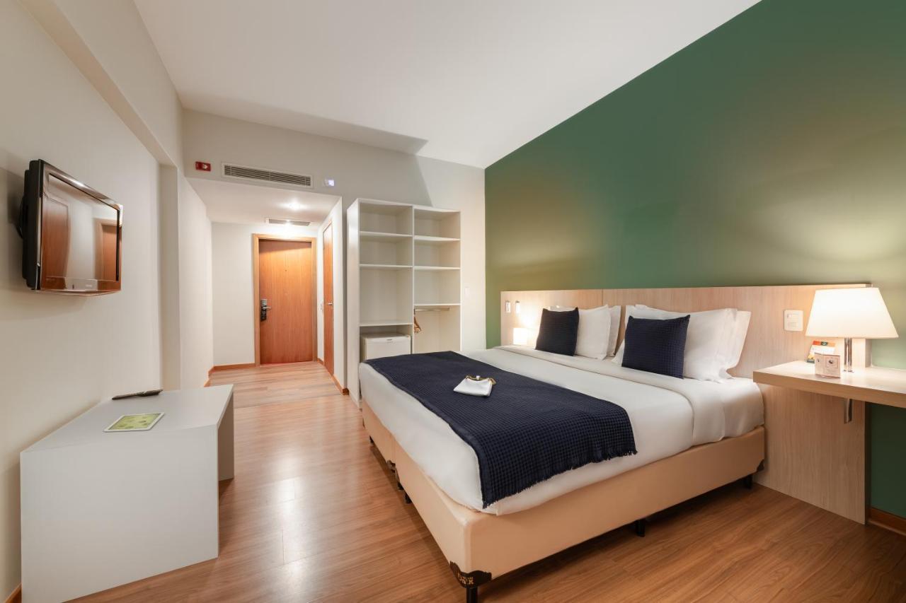Quarto com Cama Queen-size - Acessível para Hóspedes com Mobilidade Reduzida