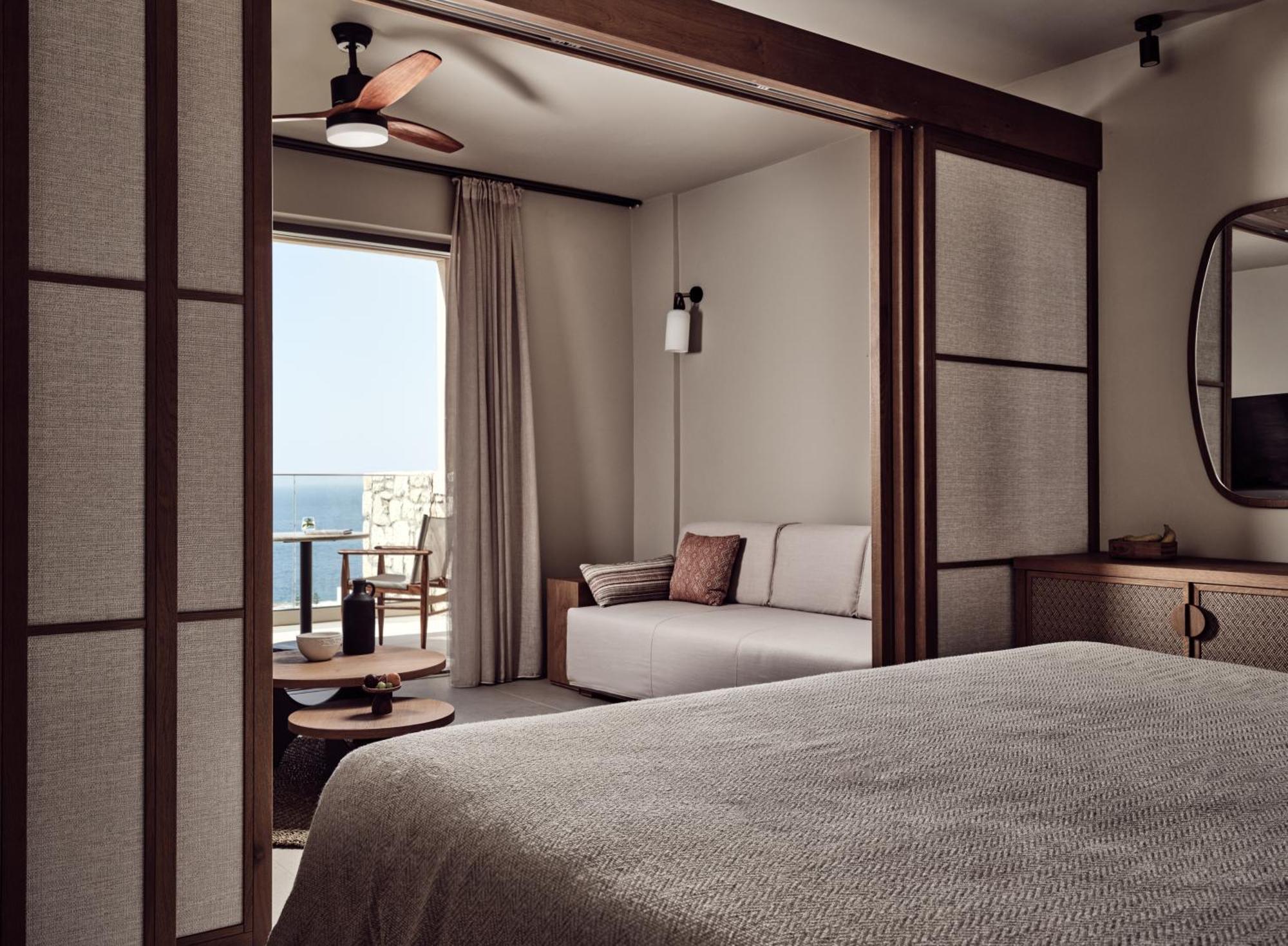 Familiensuite mit Kingsize-Bett und Meerblick