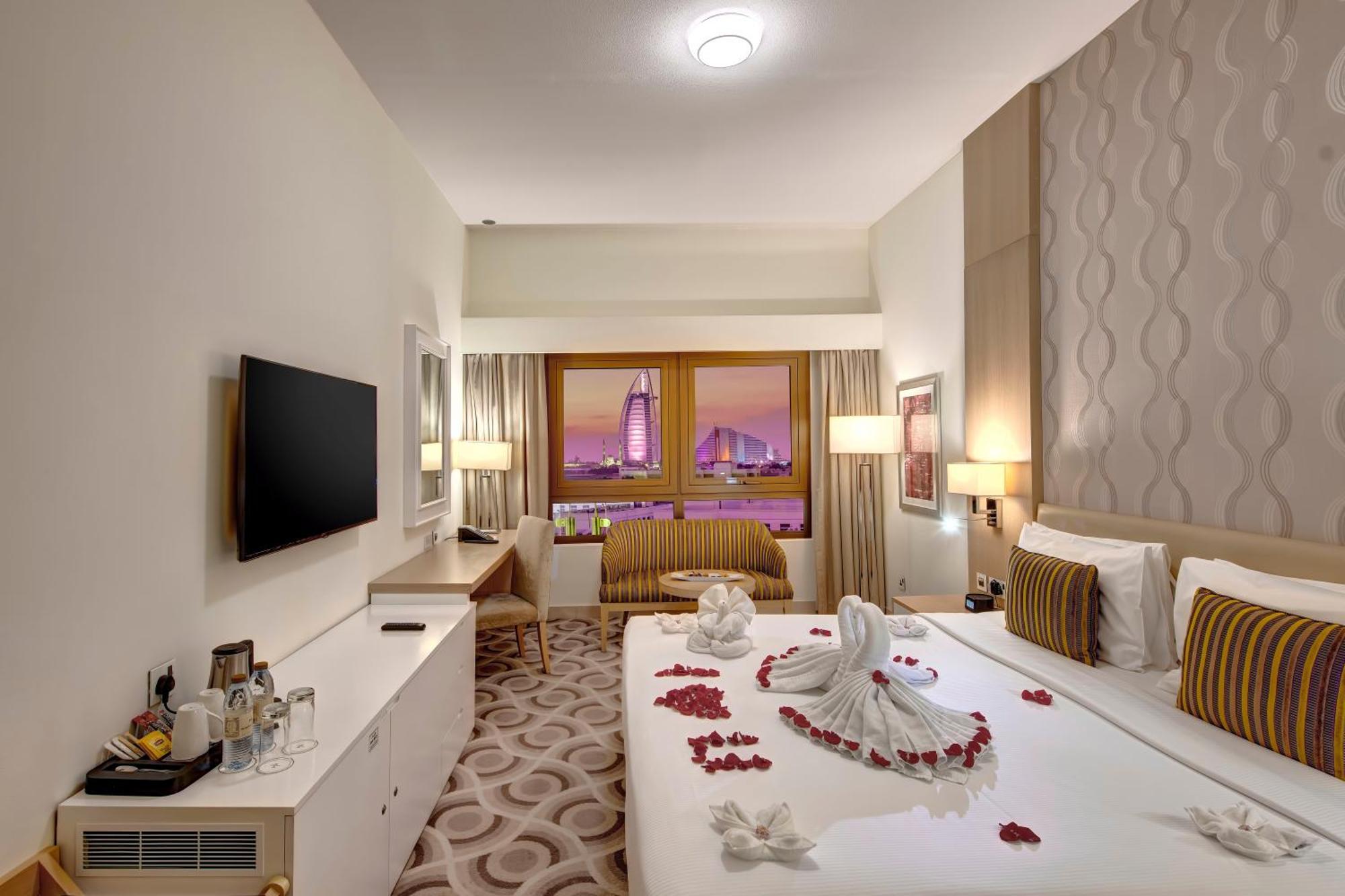 Deluxe Room Complimentary Shuttle Bus to Beach & Mall of the Emirates