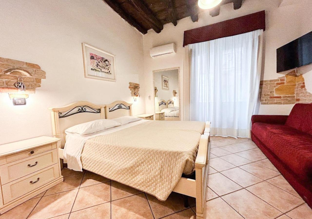 Standard Double Room,1524316921:JPEG