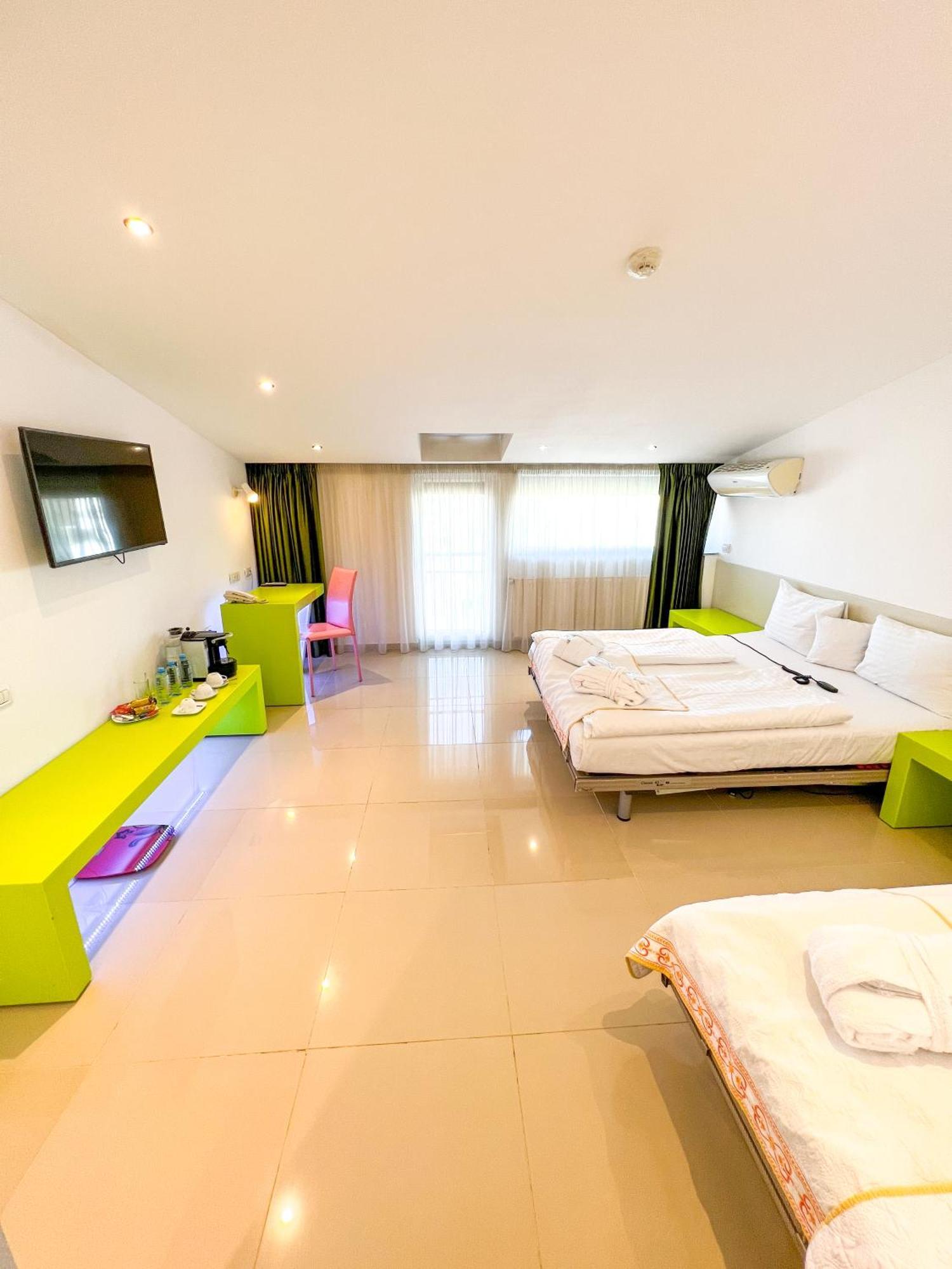 Budget Triple Room,1526213476:JPEG