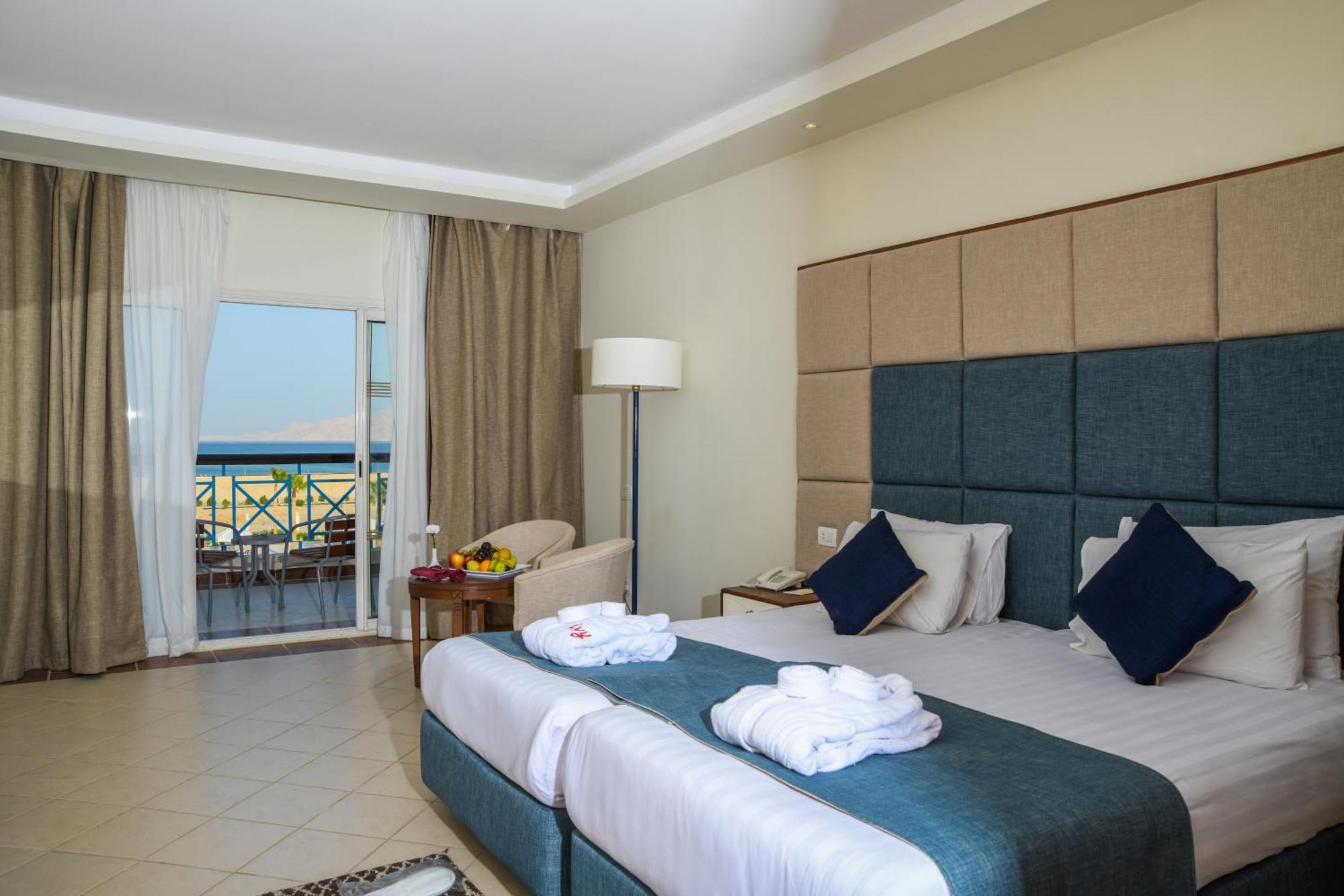 Standard Double or Twin Room with Sea View,1548749527:JPEG