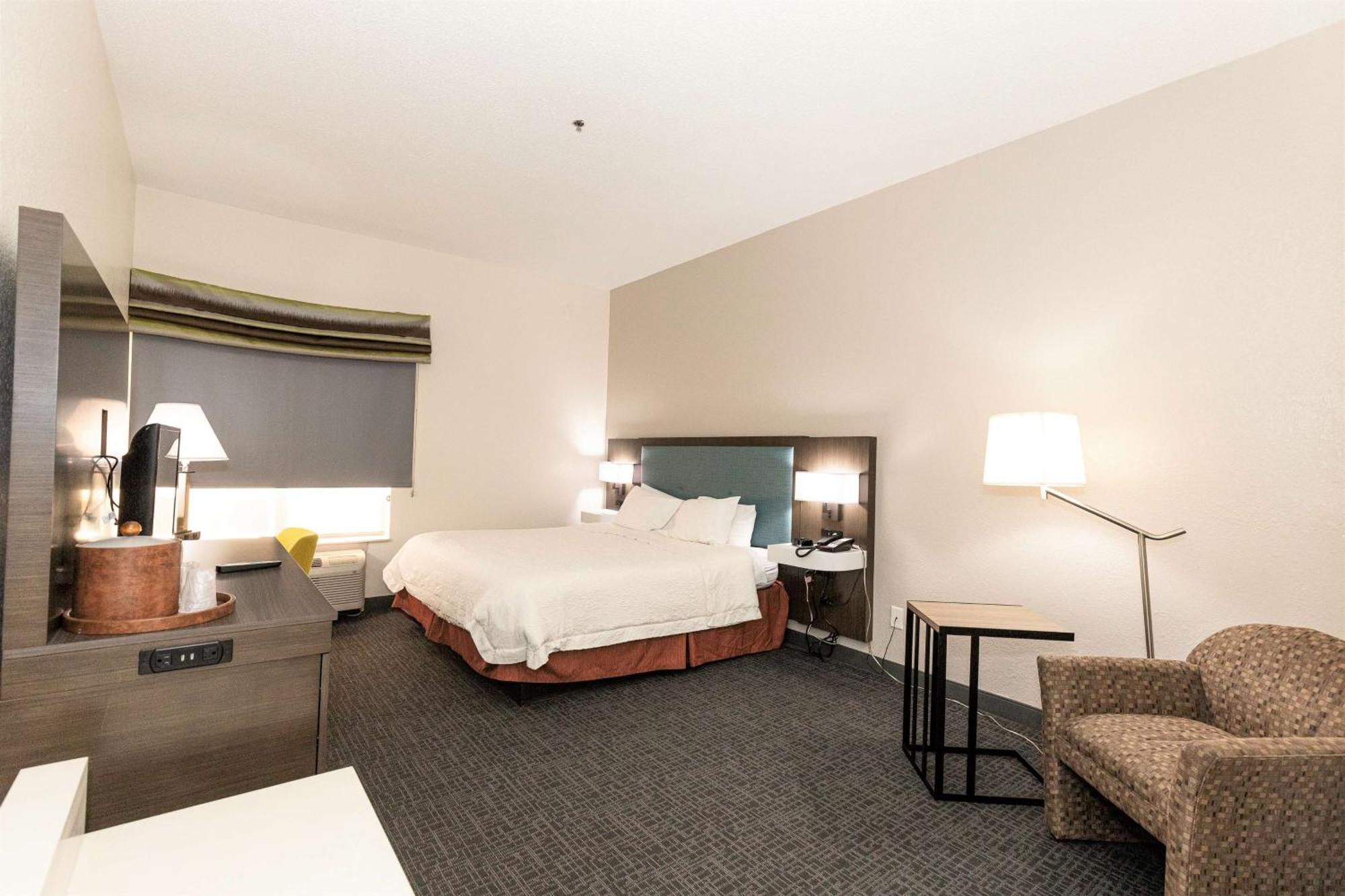 King Room,1709649983:JPEG