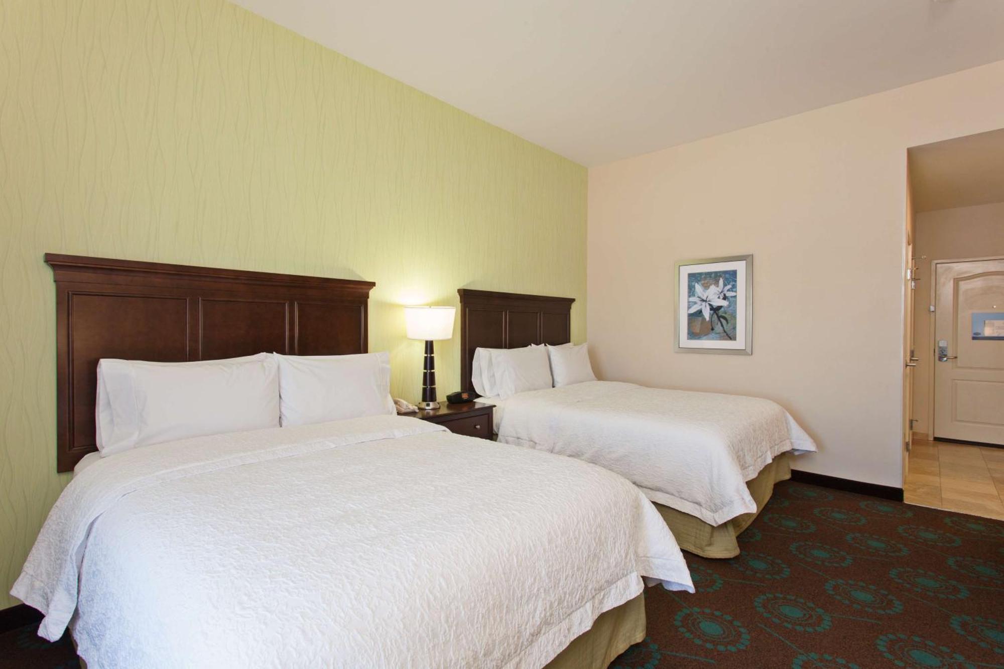 Queen Room Two Queen Beds Hearing Access or Non-Smoking