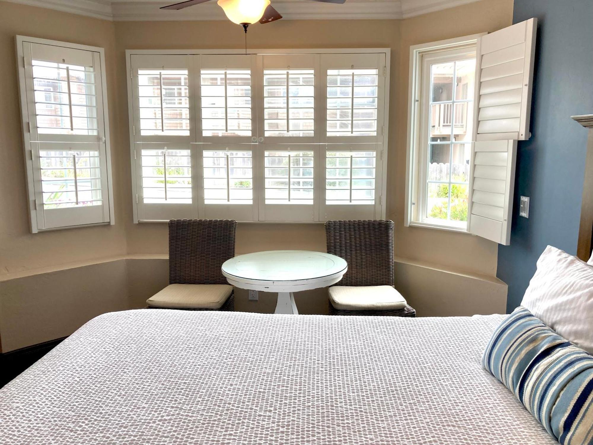 Standard Queen Room Two Queen Beds
