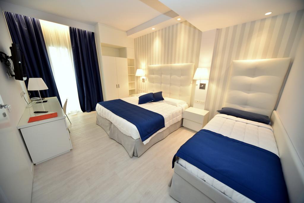 Standard Triple Room,412914021:JPEG