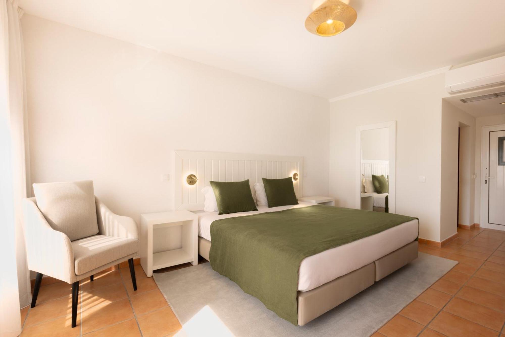 Double or Twin Room,1574677868:JPEG