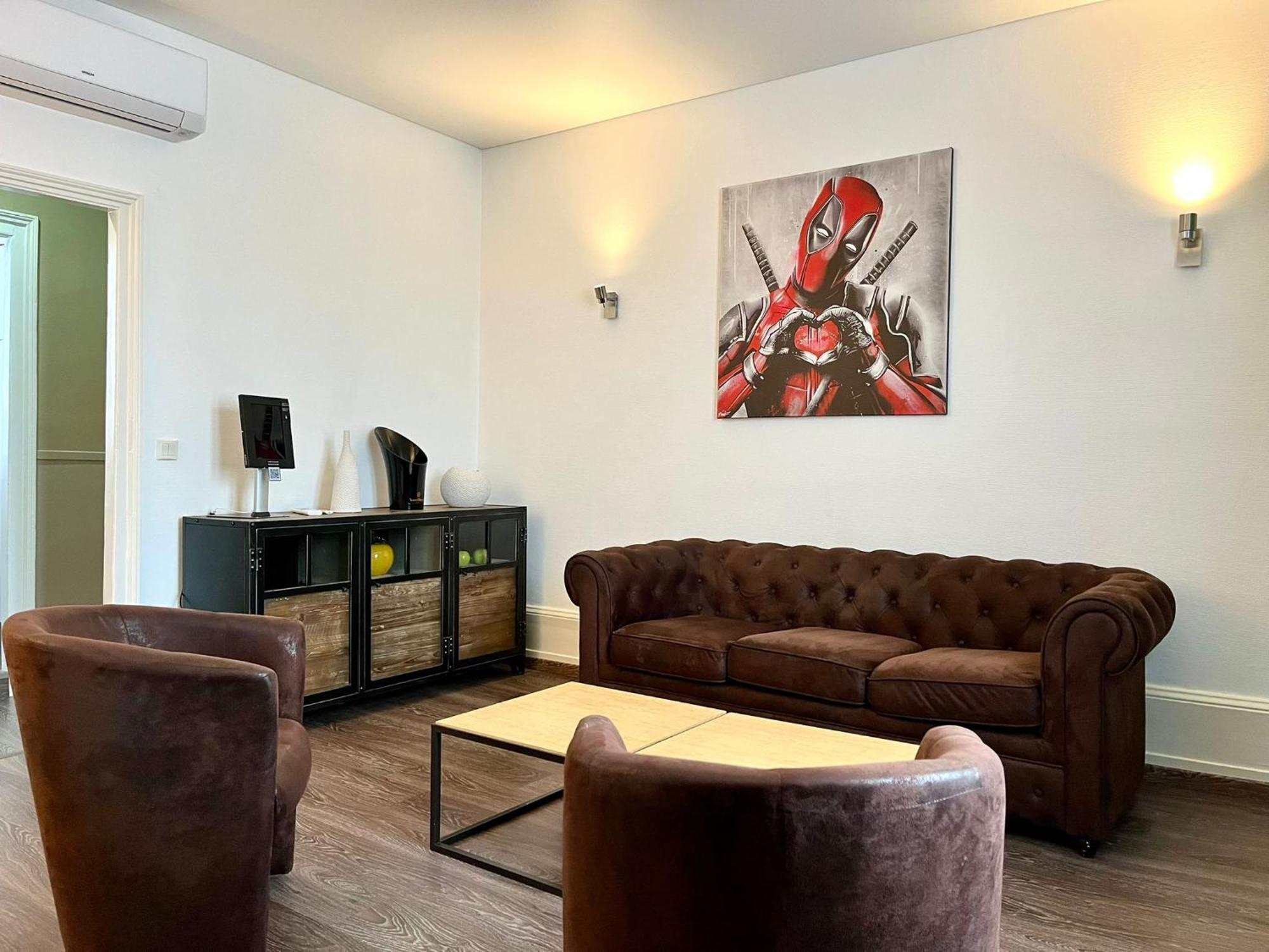 Suite Apartment,1580186608:JPEG