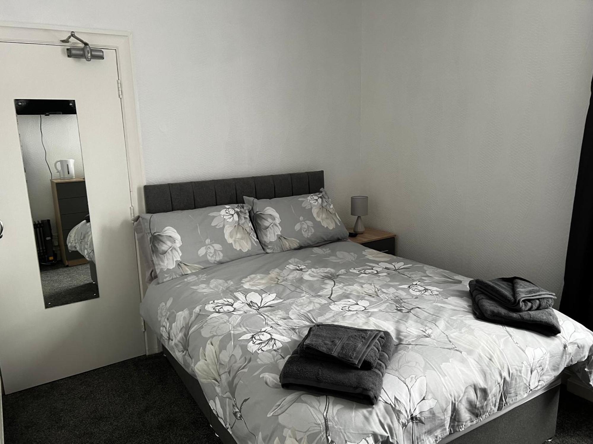 Double Room with Private Bathroom,1587230294:JPEG
