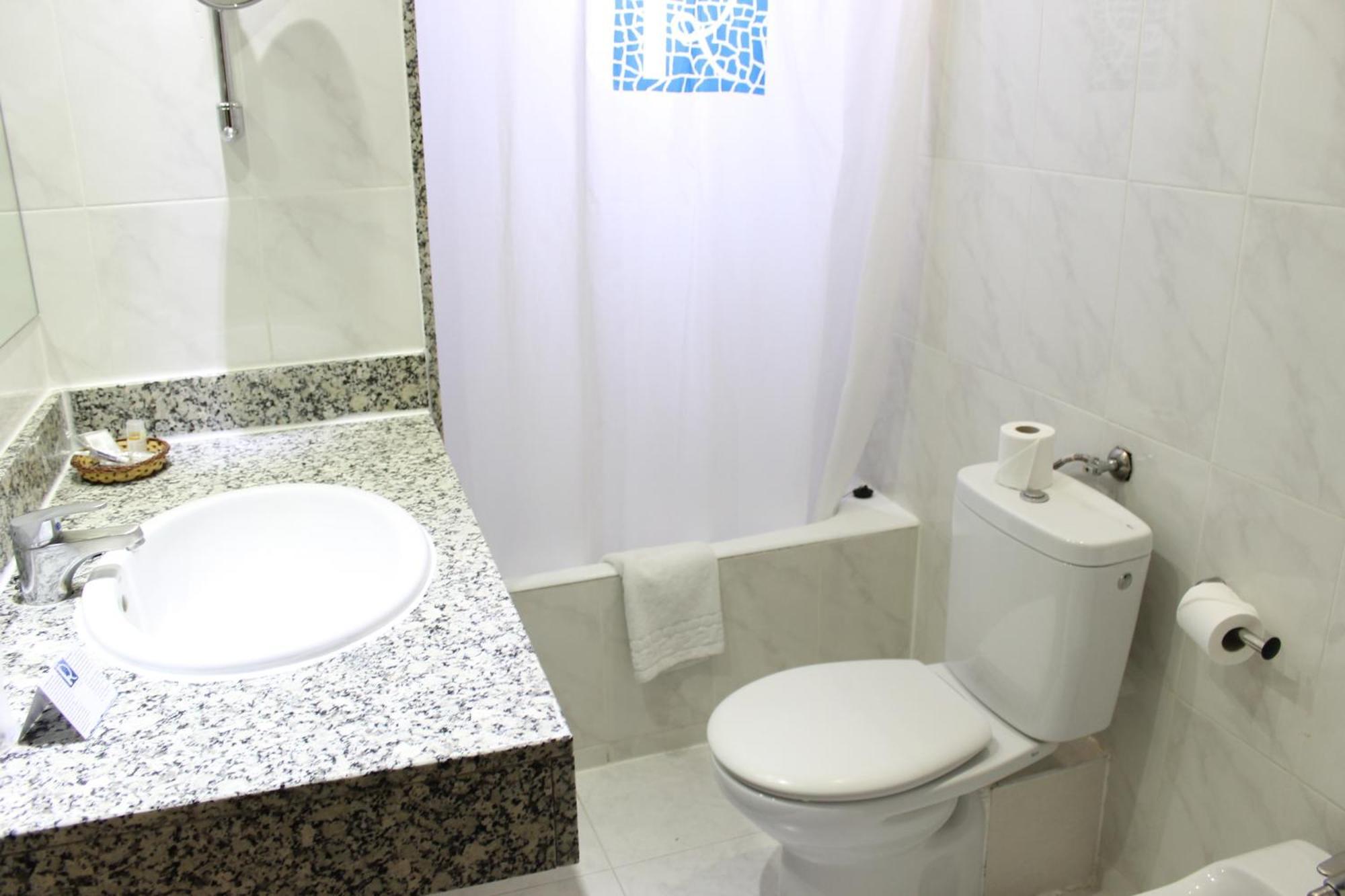 Single Room,1588074791:JPEG